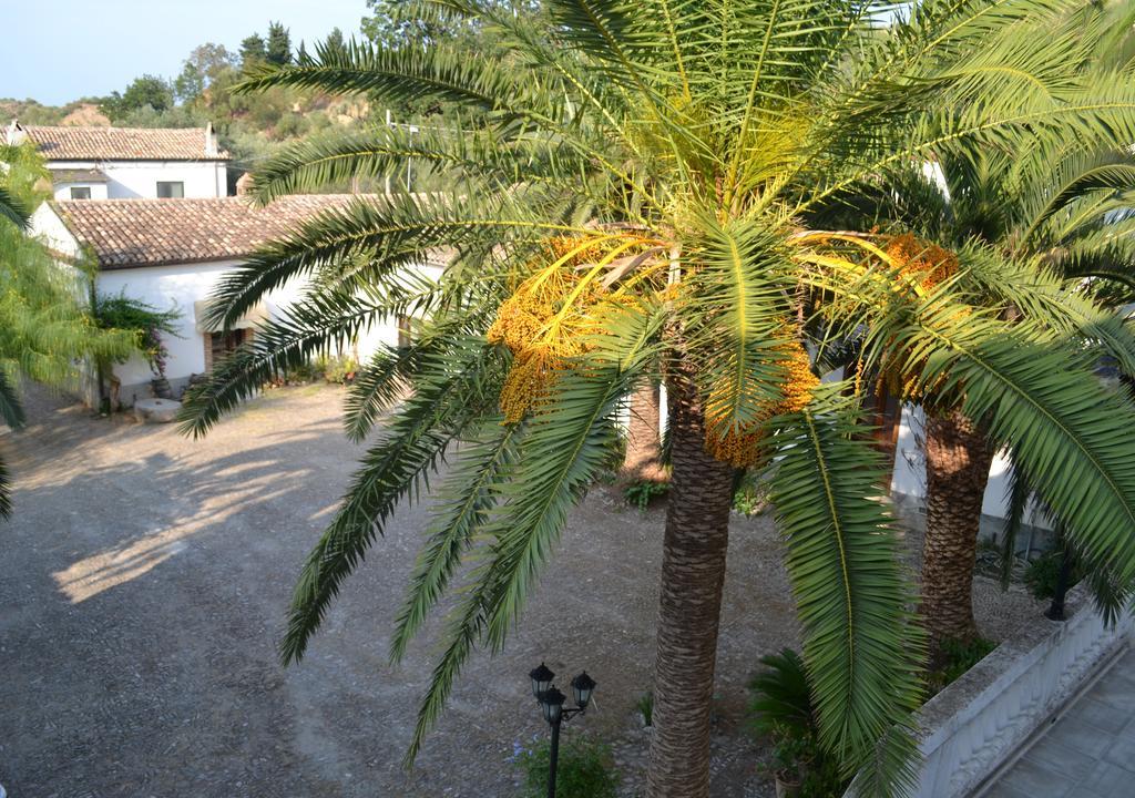 Agriturismo Malena Amica Экстерьер фото